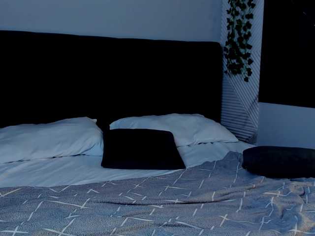 LunaaBee live cam on BongaCams