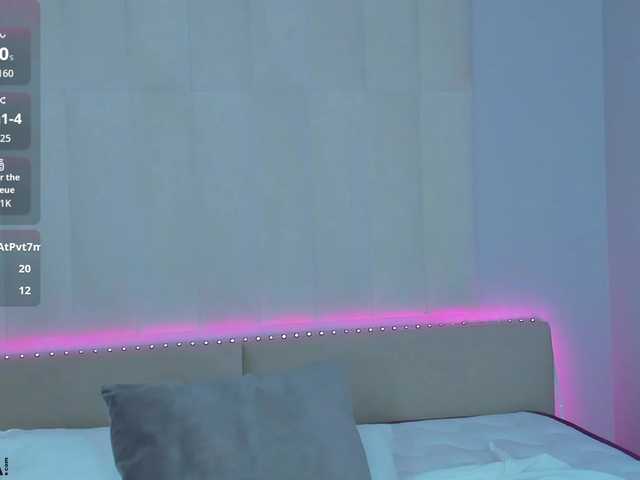 LunaaBee live cam on BongaCams