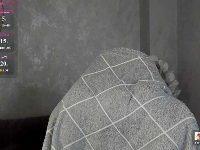 LunaaBee live cam on BongaCams