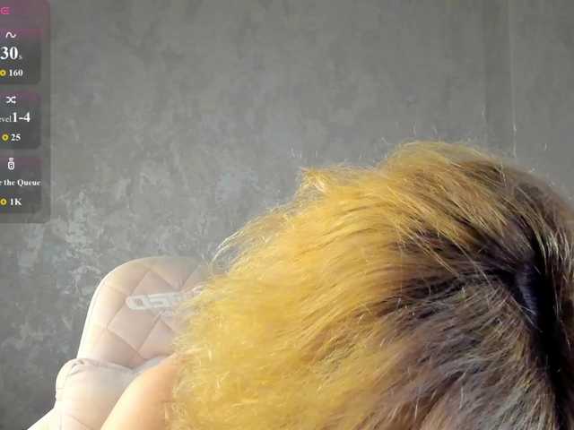 LunaaBee live cam on BongaCams