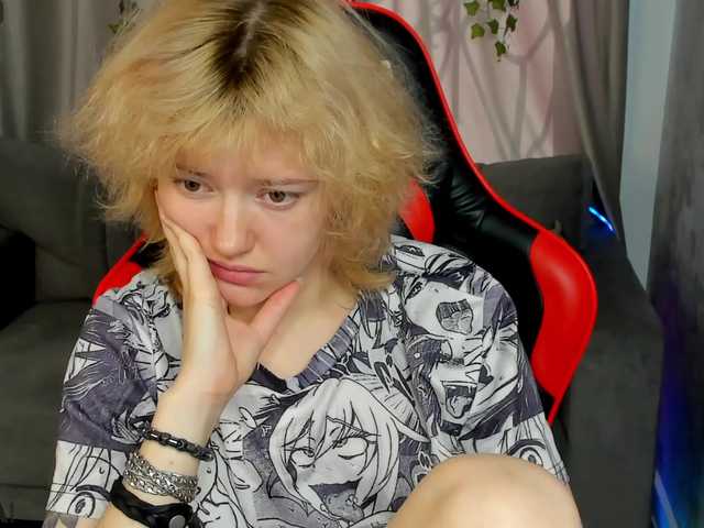 LunaaBee live cam on BongaCams