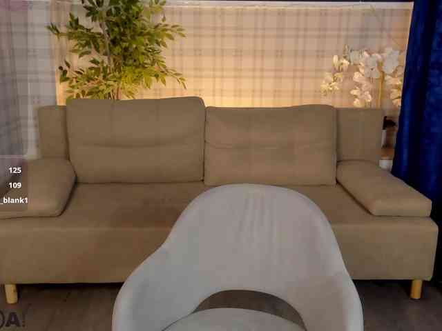 LunaaBee webcam