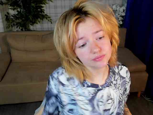 LunaaBee webcam
