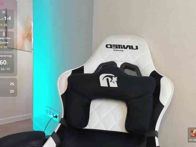 LunaaBee webcam