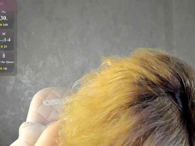 LunaaBee webcam