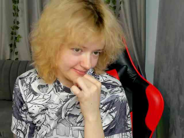 LunaaBee webcam