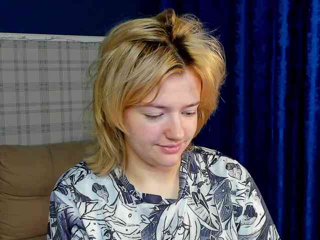 LunaaBee webcam