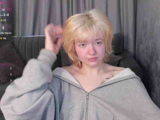 LunaaBee webcam