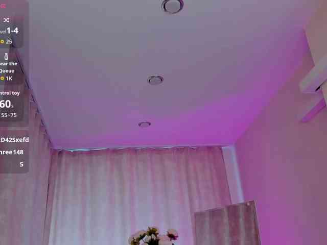 LunaaBee webcam