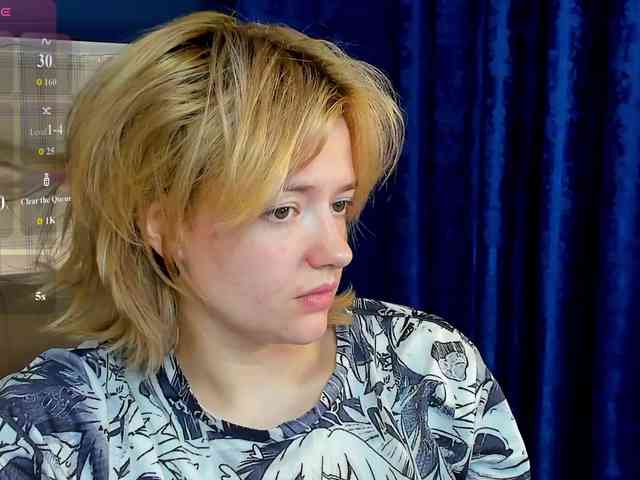 LunaaBee webcam