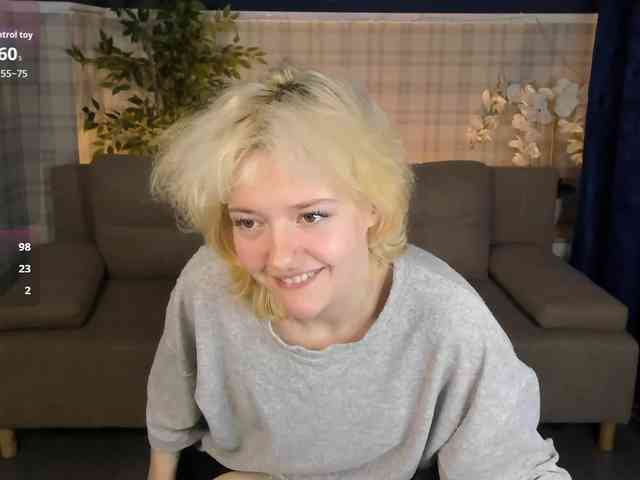 LunaaBee webcam