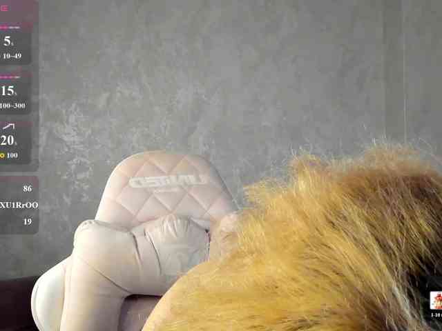 LunaaBee webcam