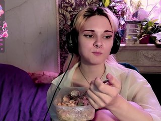 DoubleBubble Porn Show