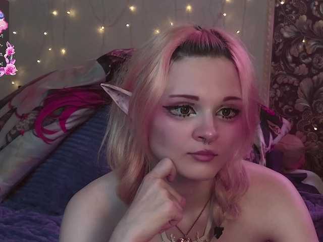 DoubleBubble live cam on BongaCams
