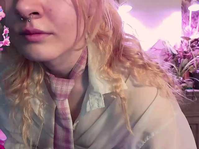 DoubleBubble live cam on BongaCams