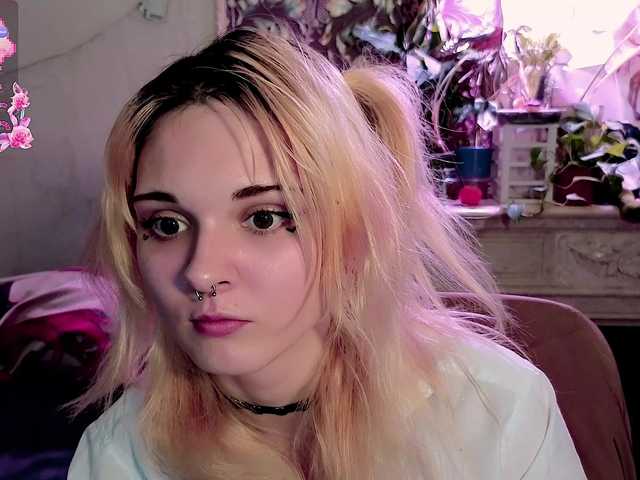 DoubleBubble live cam on BongaCams