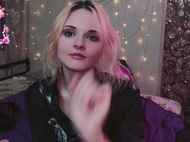 DoubleBubble live cam on BongaCams