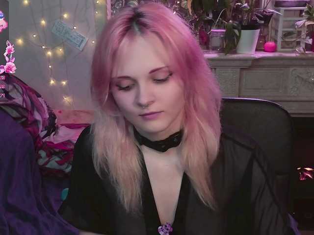 DoubleBubble live cam on BongaCams