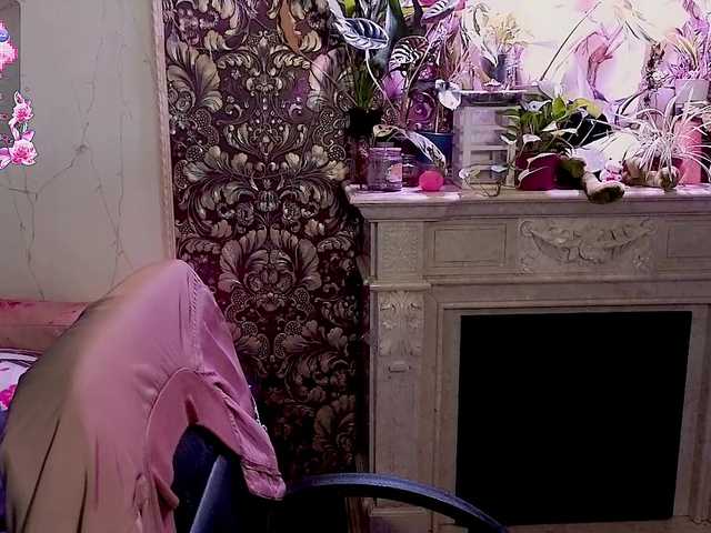 DoubleBubble live cam on BongaCams