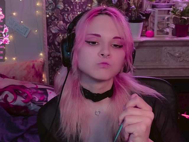 DoubleBubble live cam on BongaCams