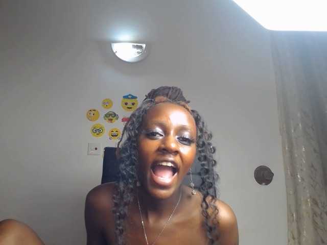 QueenAria