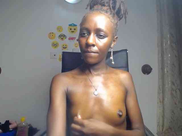 QueenAria