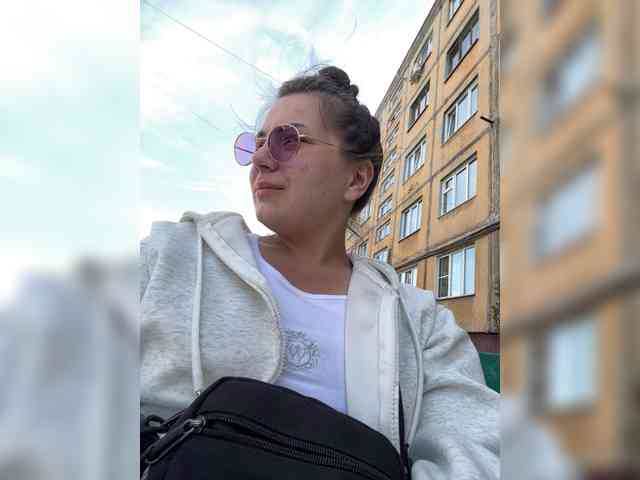 Модель: LILMOMMY707