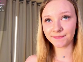 StaceyyJones Porn Show