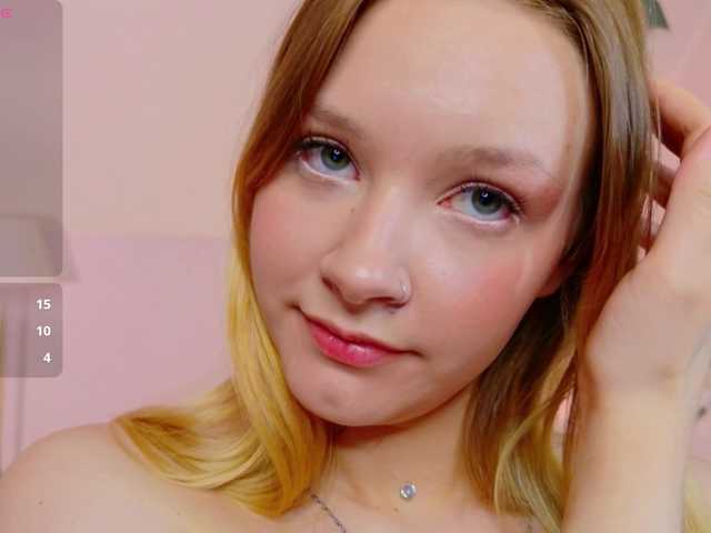 StaceyyJones live cam on BongaCams