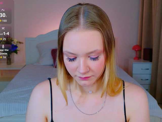 StaceyyJones live cam on BongaCams