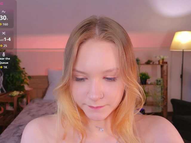 StaceyyJones live webcam show