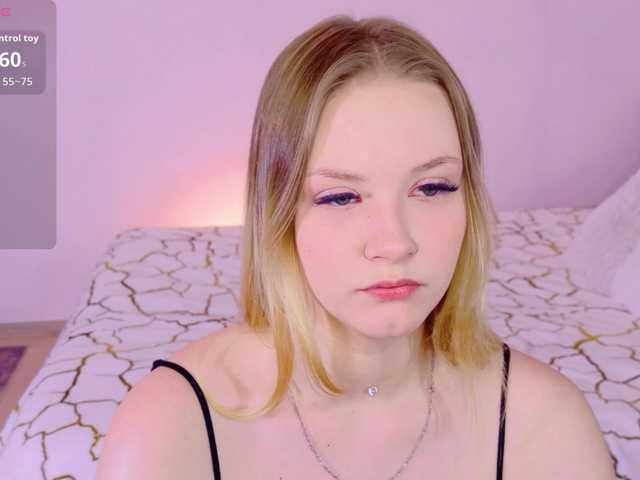 StaceyyJones live cam on BongaCams