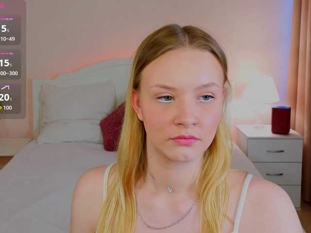 StaceyyJones live cam on BongaCams