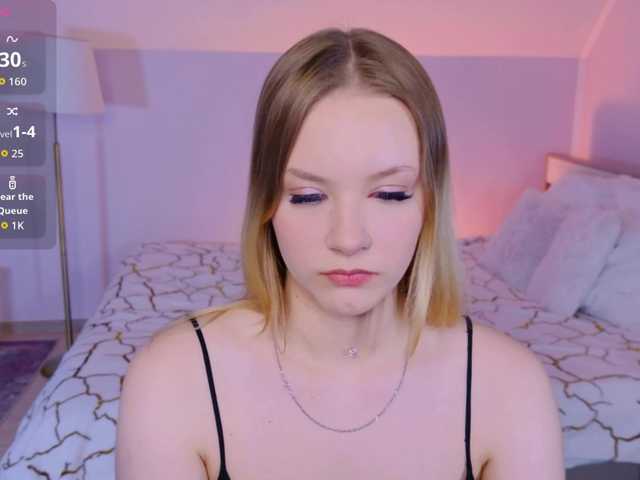 StaceyyJones live cam on BongaCams