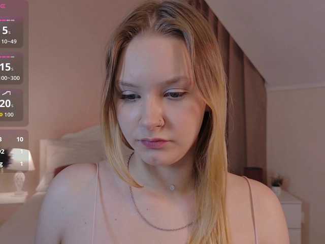 StaceyyJones live webcam show