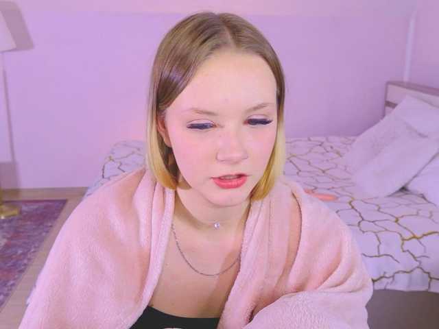 StaceyyJones live cam on BongaCams