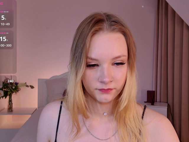 StaceyyJones live cam on BongaCams