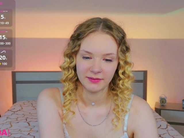 StaceyyJones live cam on BongaCams