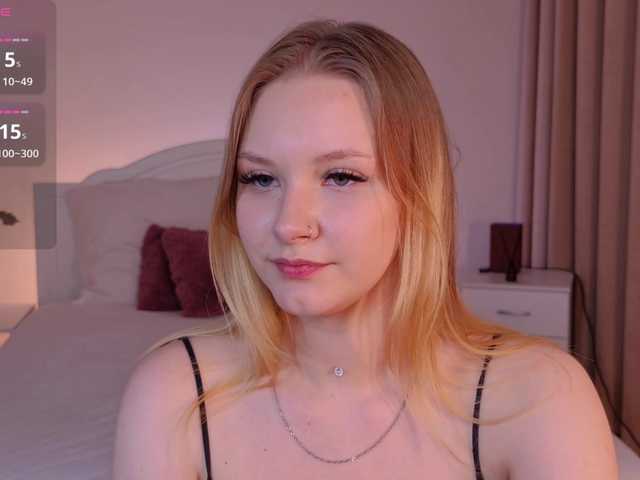 StaceyyJones live cam on BongaCams