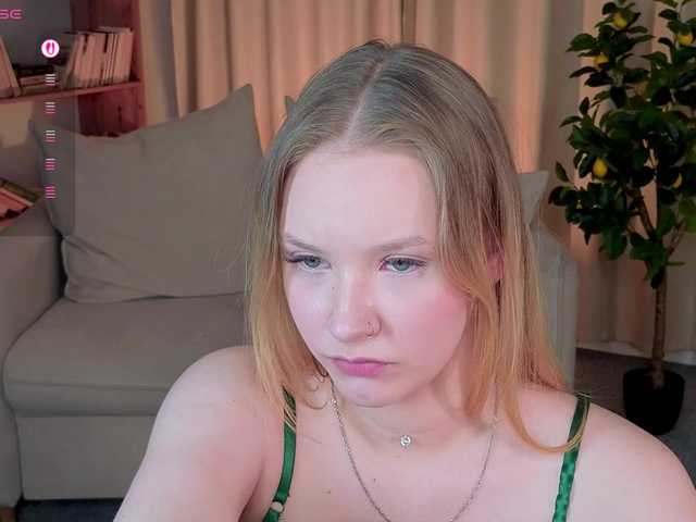 StaceyyJones live cam