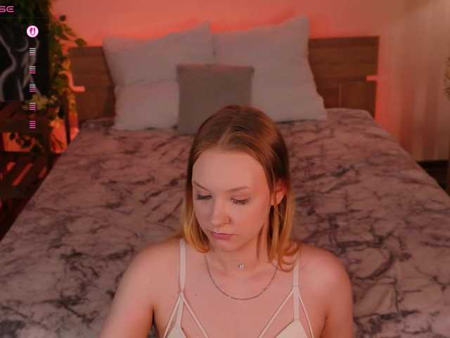 StaceyyJones live cam on BongaCams