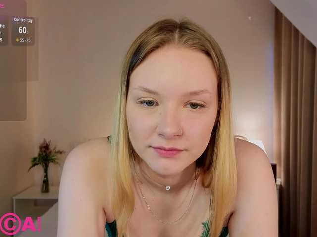 StaceyyJones live cam on BongaCams