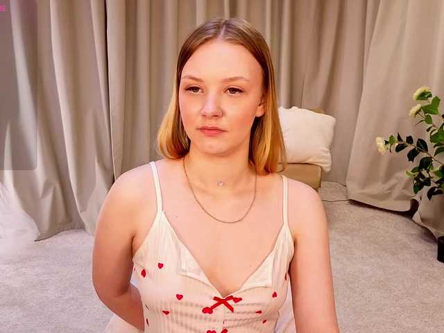 StaceyyJones live cam on BongaCams