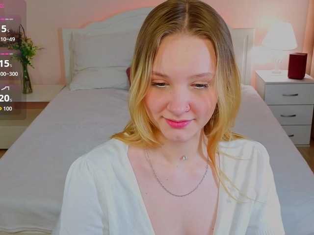StaceyyJones live cam on BongaCams