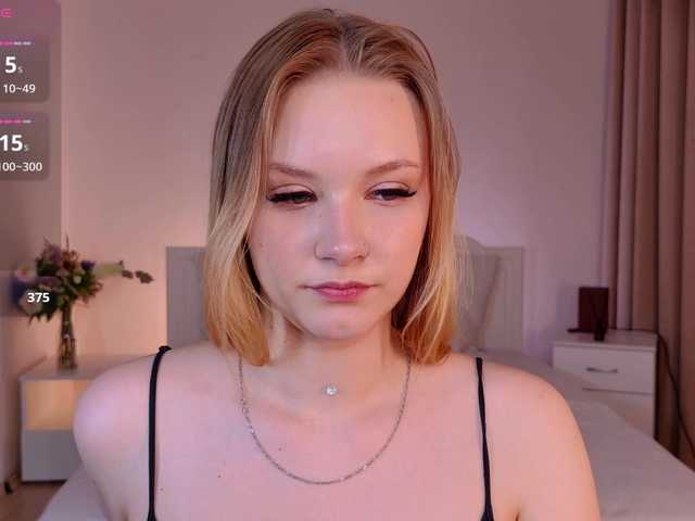 StaceyyJones live cam on BongaCams