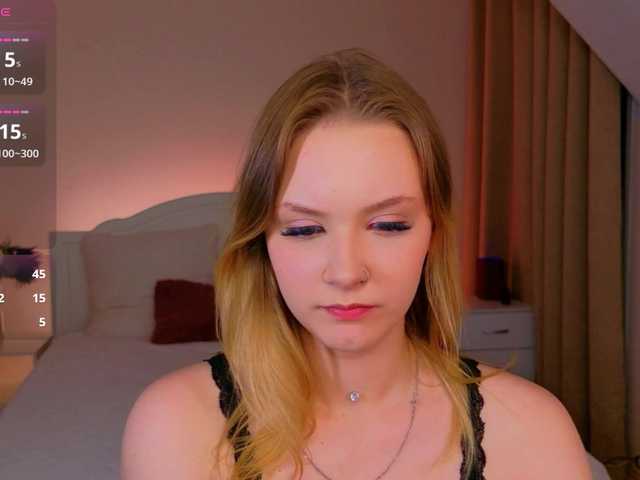 StaceyyJones live cam on BongaCams
