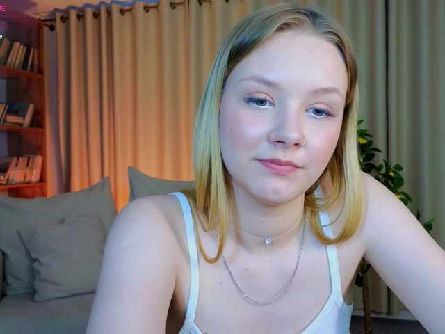 StaceyyJones webcam