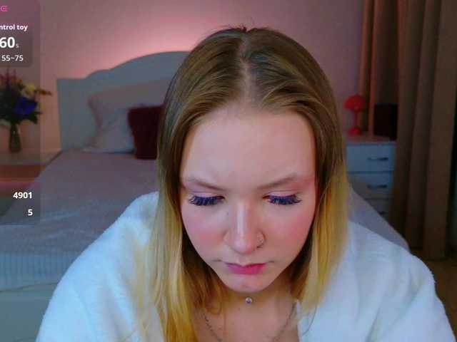 StaceyyJones live cam on BongaCams