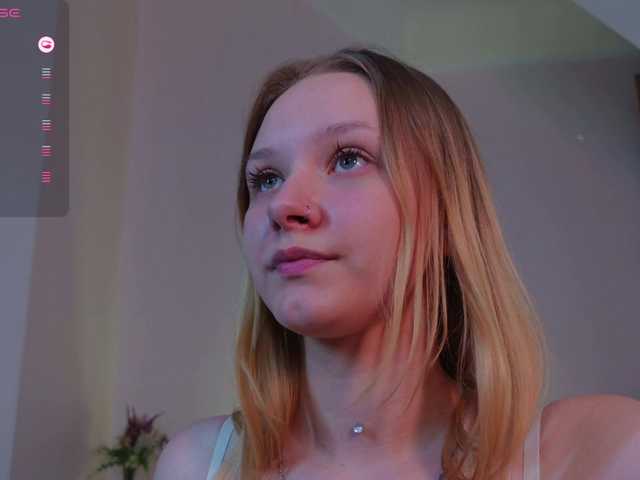 StaceyyJones live cam on BongaCams