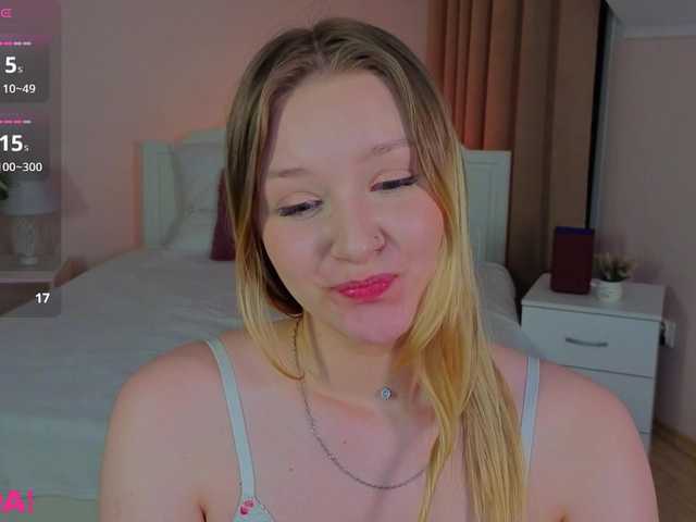 StaceyyJones live cam on BongaCams